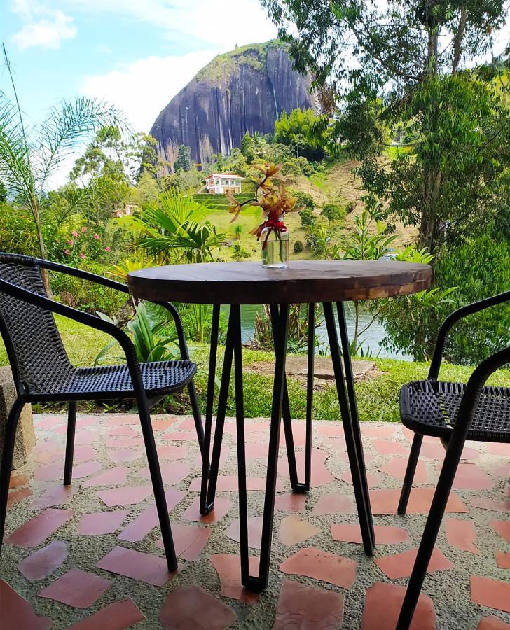 Ecolodge Bahia Del Penon Guatapé Dış mekan fotoğraf