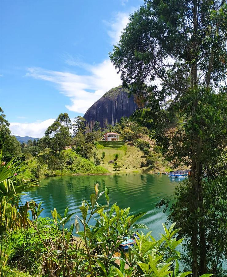 Ecolodge Bahia Del Penon Guatapé Dış mekan fotoğraf