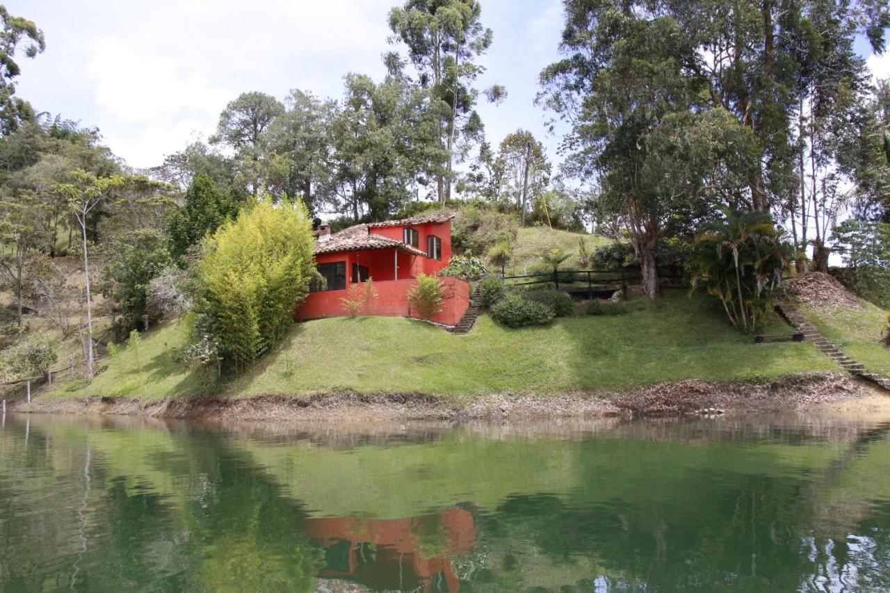 Ecolodge Bahia Del Penon Guatapé Dış mekan fotoğraf