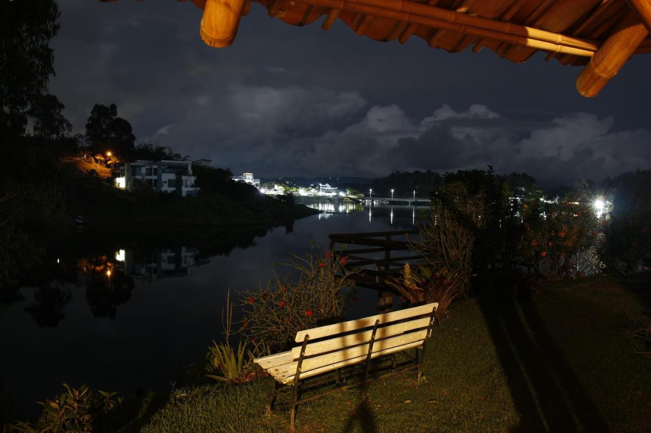 Ecolodge Bahia Del Penon Guatapé Dış mekan fotoğraf