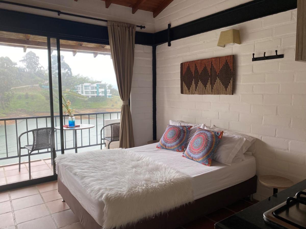 Ecolodge Bahia Del Penon Guatapé Dış mekan fotoğraf