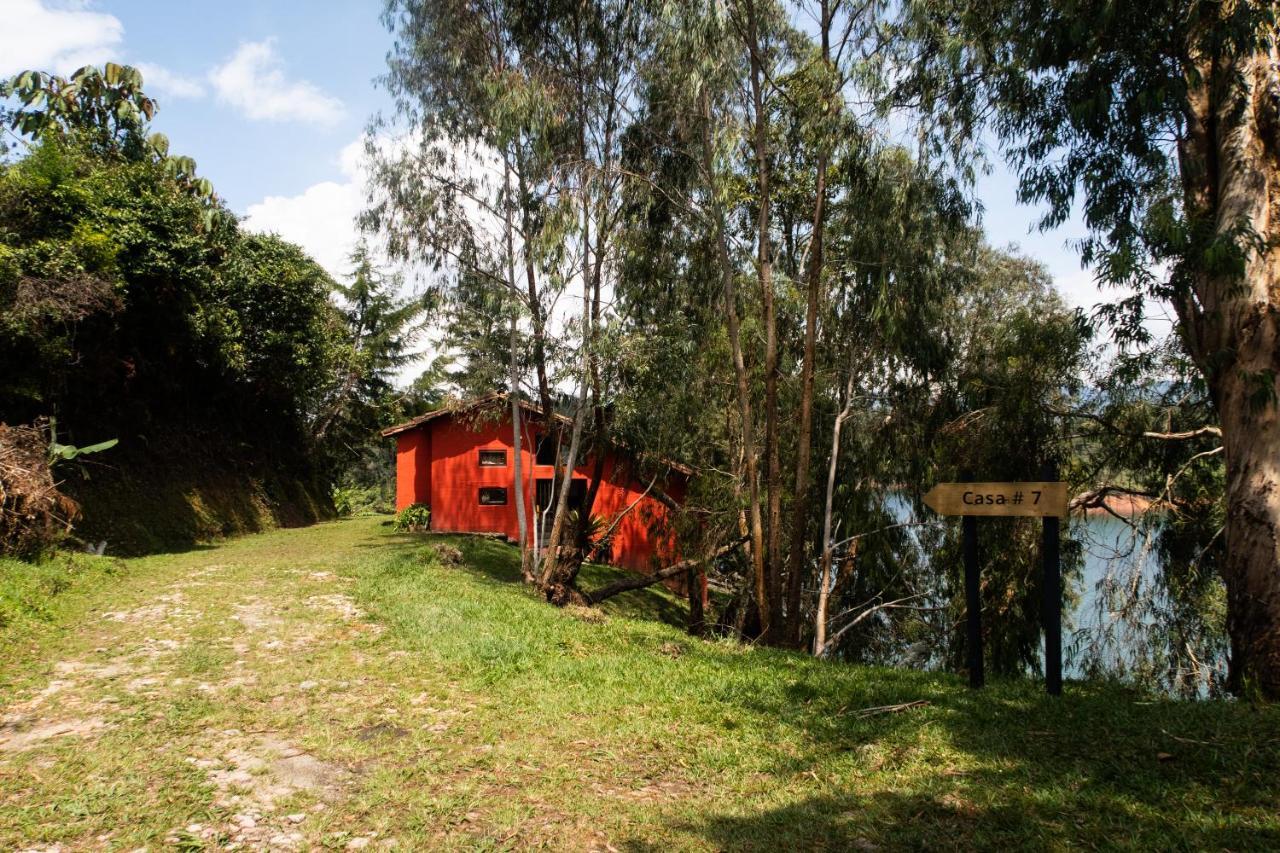 Ecolodge Bahia Del Penon Guatapé Dış mekan fotoğraf